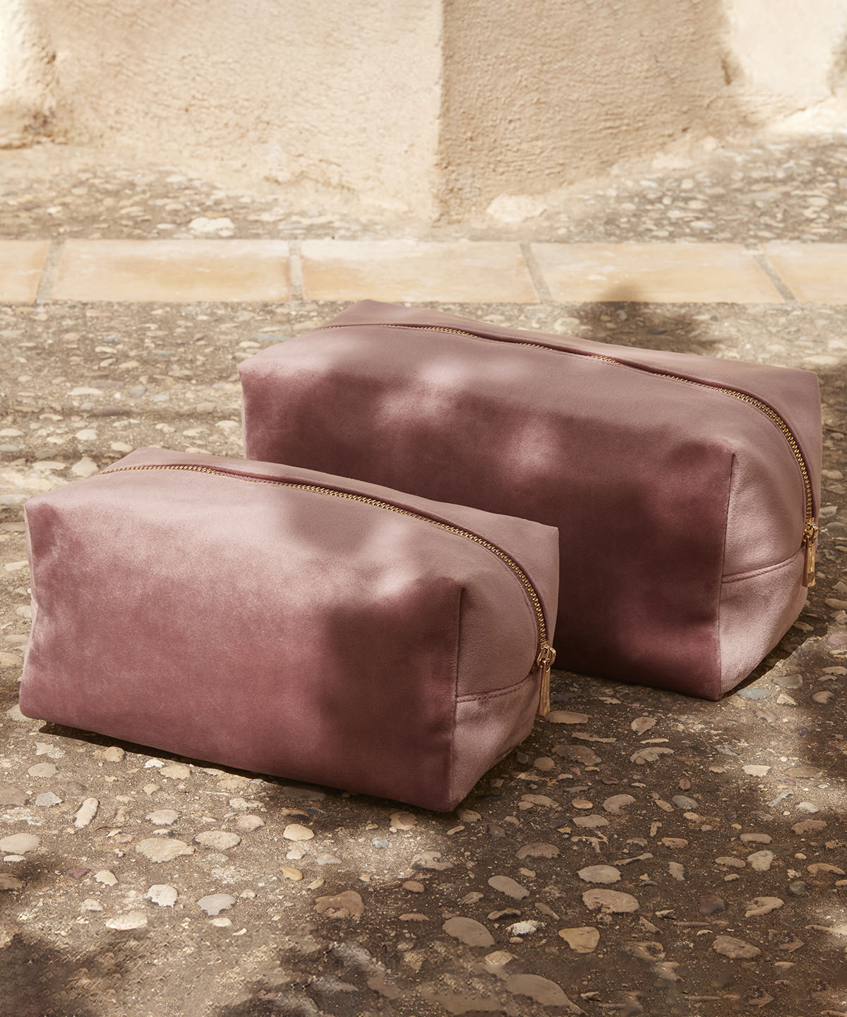 Velvet toiletry/accessory case