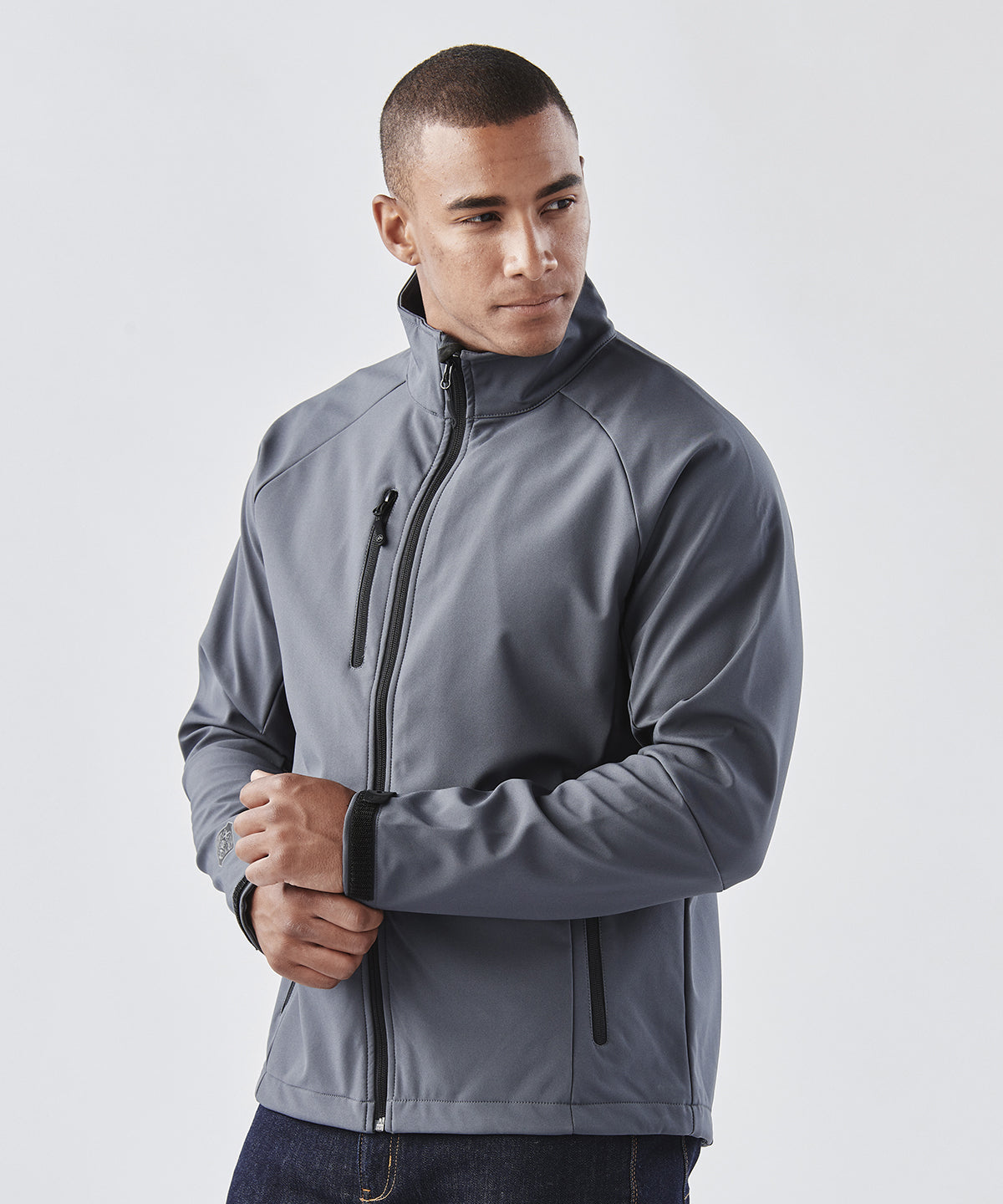 Lightweight sewn waterproof/breathable softshell 