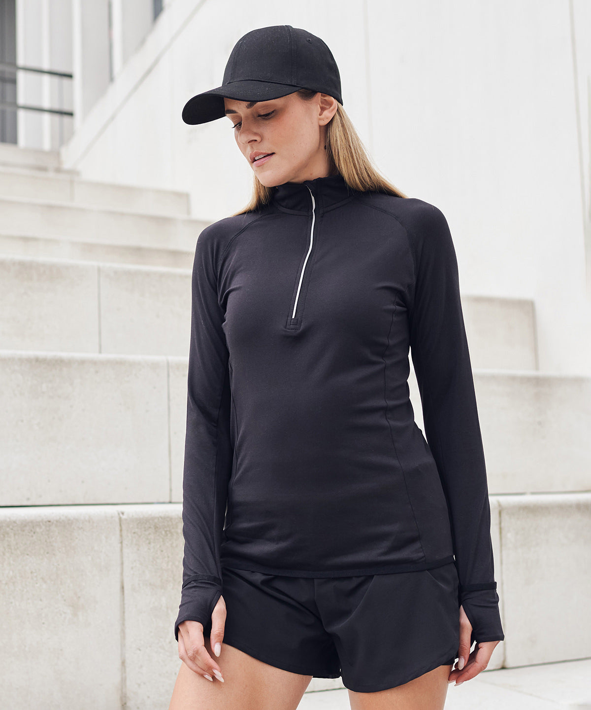 Women's long-sleeved ¼ zip top