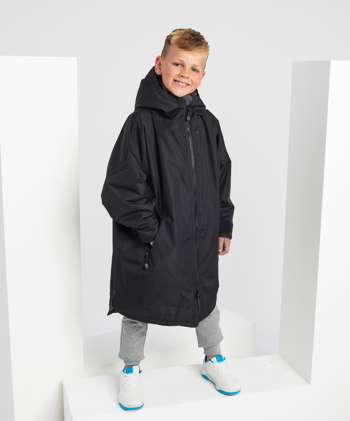 Kids TriDri® All-seasons waterproof changing robe